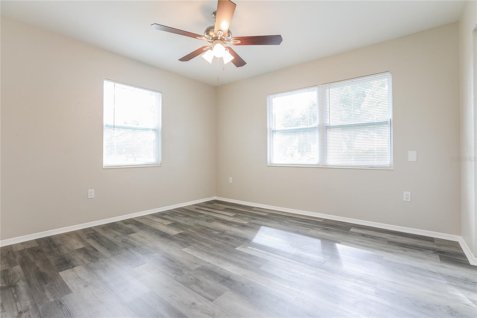 LORDS ADD 01 - Residential Lease