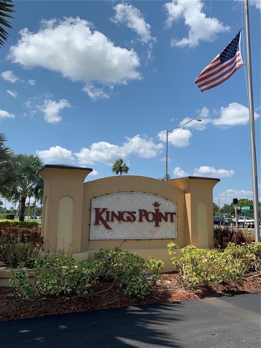 SUN CITY CENTER - RICHMOND VILLAS AT KINGS POINT - Residential