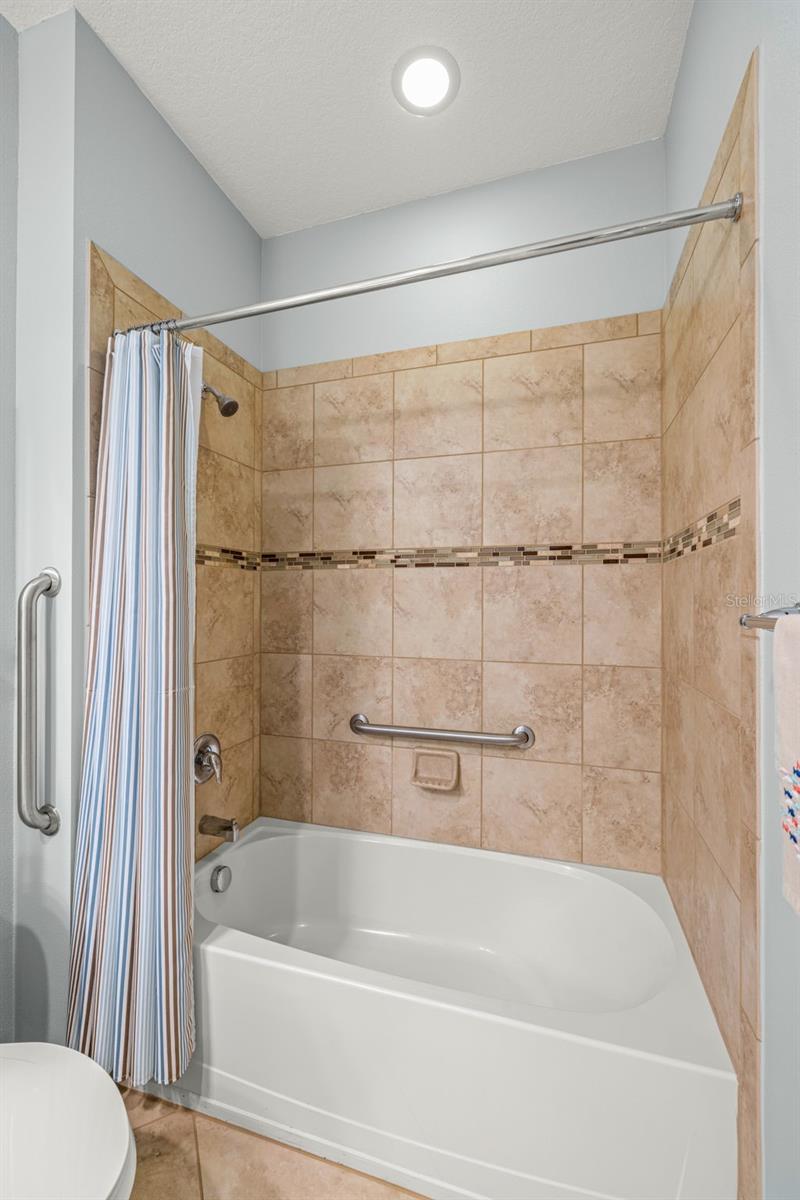 SUN CITY CENTER - RICHMOND VILLAS AT KINGS POINT - Residential