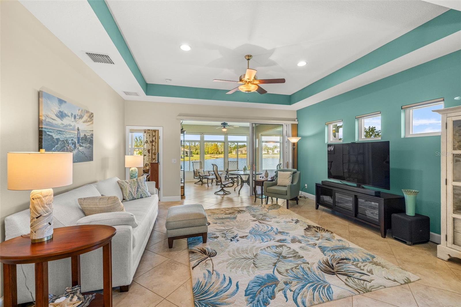 SUN CITY CENTER - RICHMOND VILLAS AT KINGS POINT - Residential