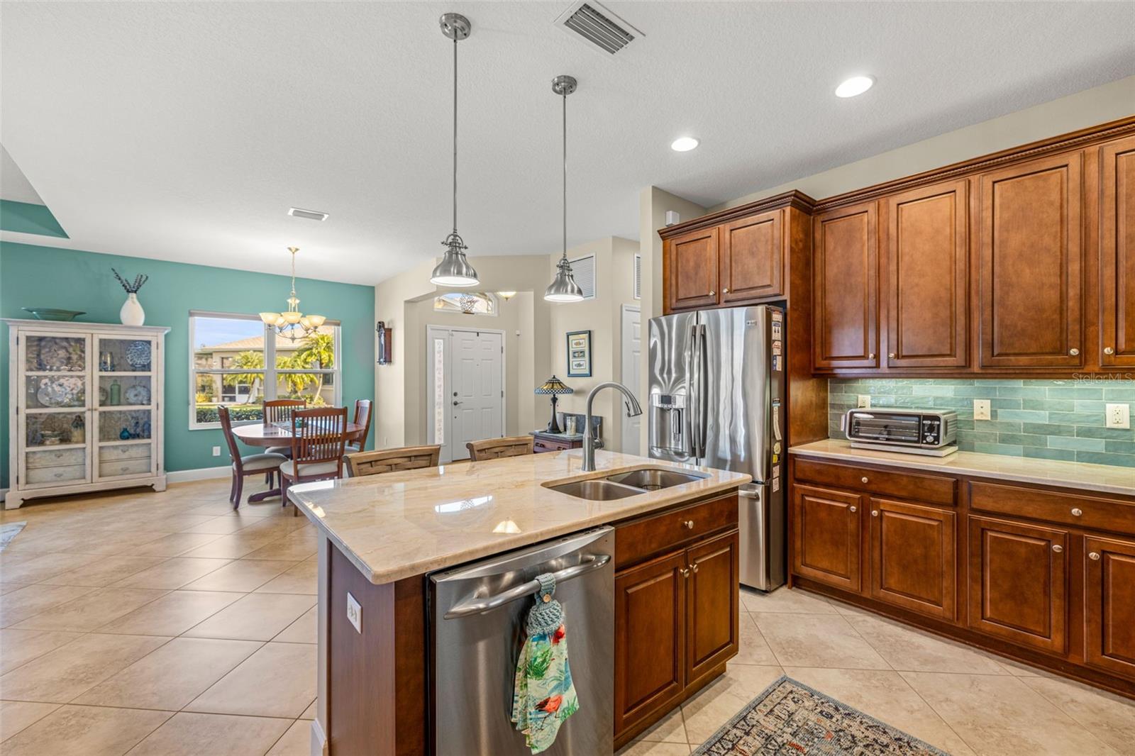 SUN CITY CENTER - RICHMOND VILLAS AT KINGS POINT - Residential