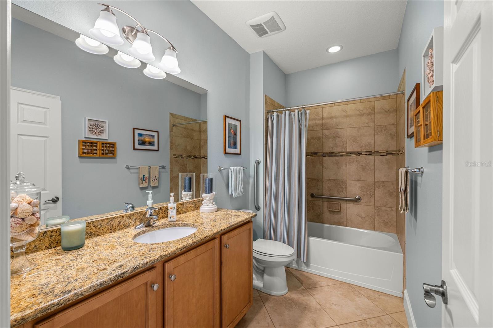 SUN CITY CENTER - RICHMOND VILLAS AT KINGS POINT - Residential