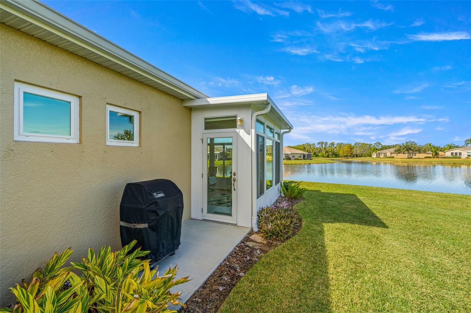 SUN CITY CENTER - RICHMOND VILLAS AT KINGS POINT - Residential