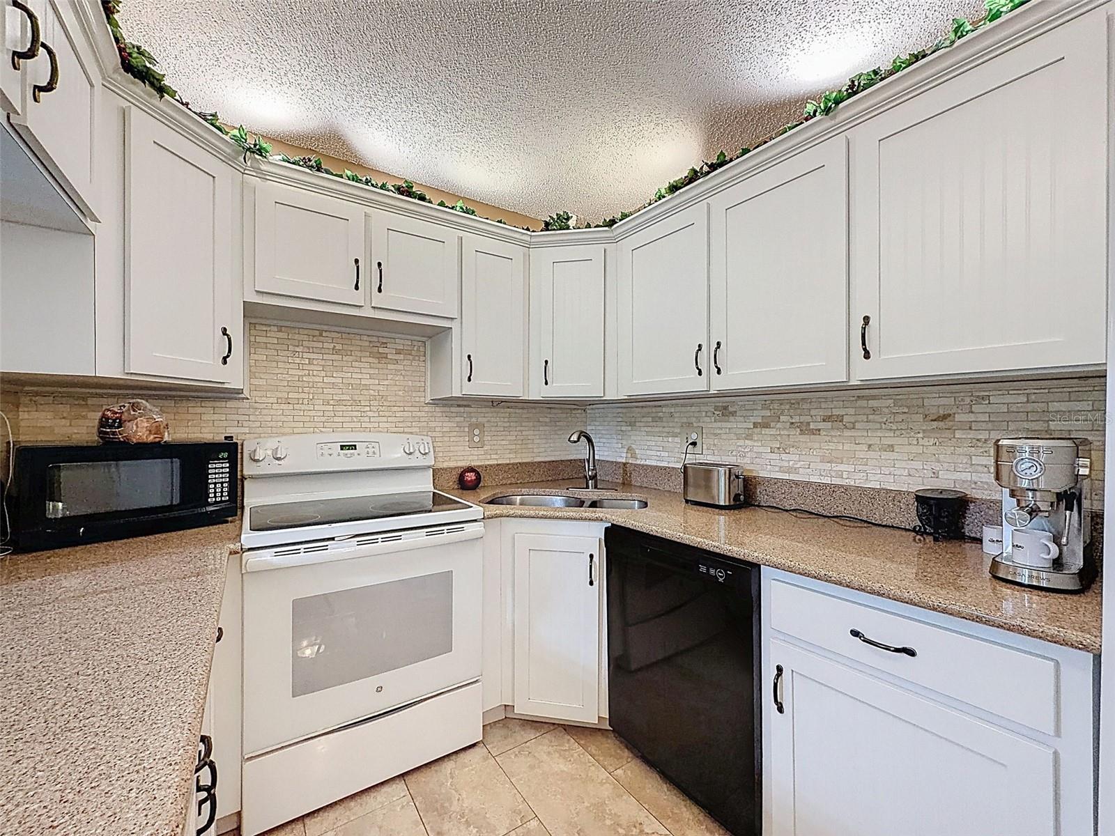 PINE RIDGE AT LAKE TARPON VILLAGE - Residential