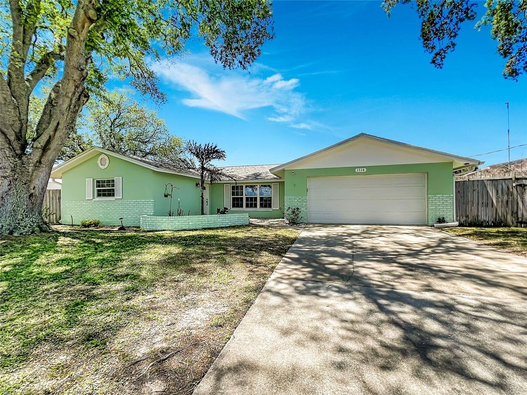 Photo of 1514 Lime Drive, Melbourne, FL 32935 (MLS # O6400215)