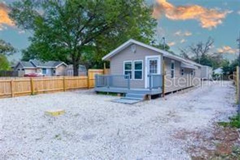 715 WYATT STREET CLEARWATER FL 33756