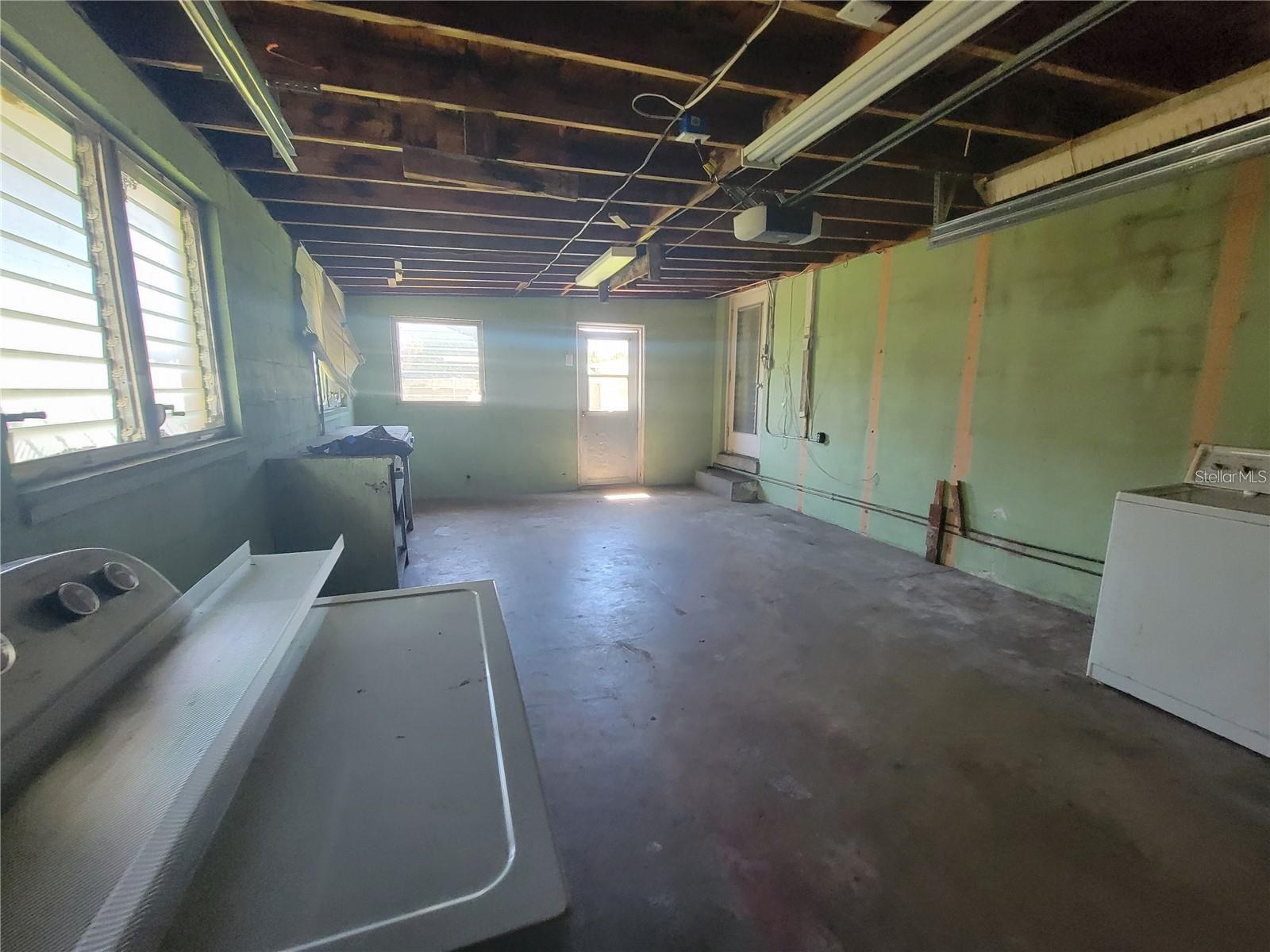 PASADENA HEIGHTS - Residential