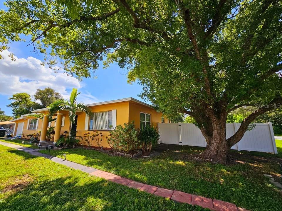 PASADENA HEIGHTS - Residential