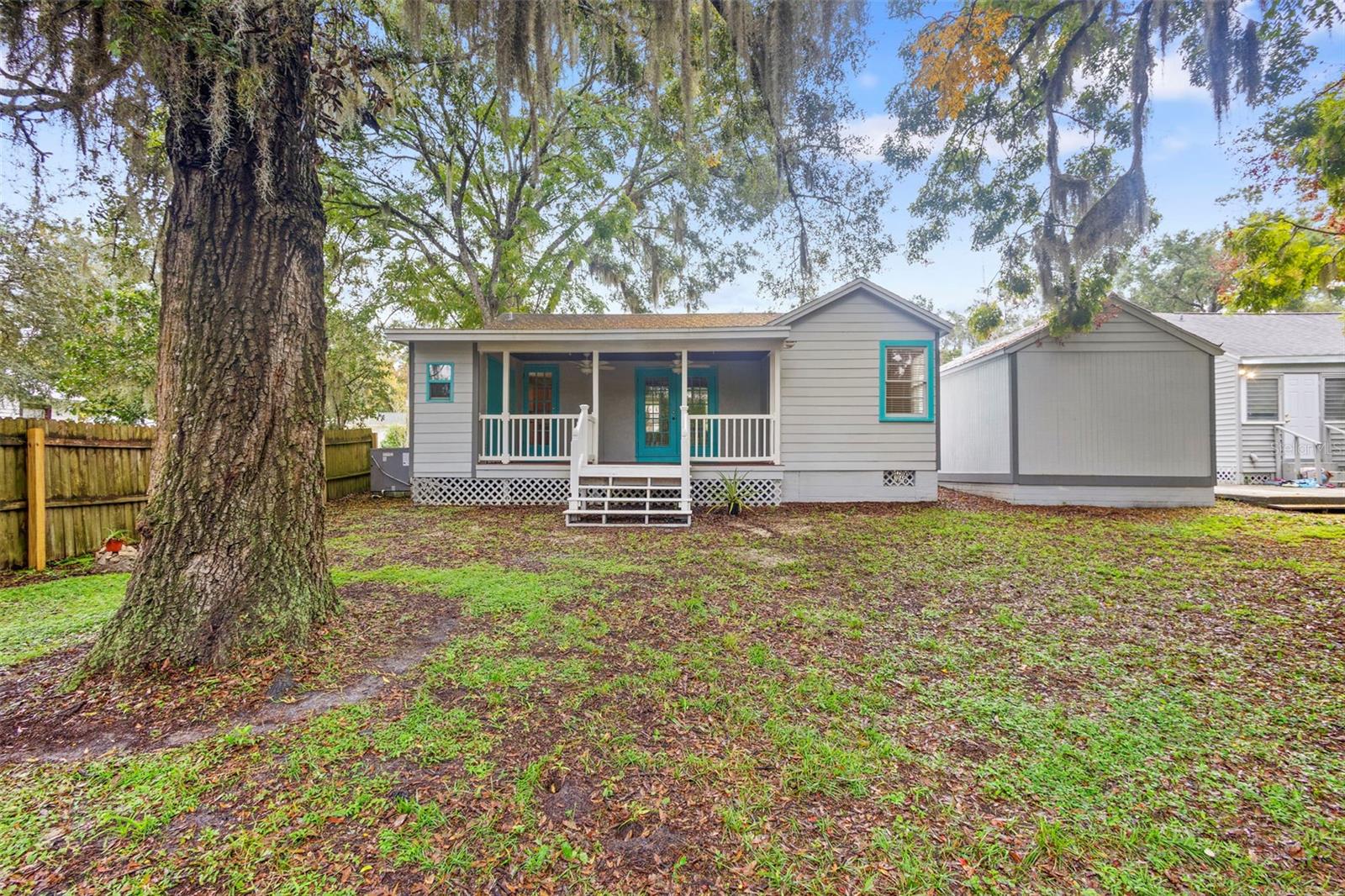 ORANGE CREST - Residential