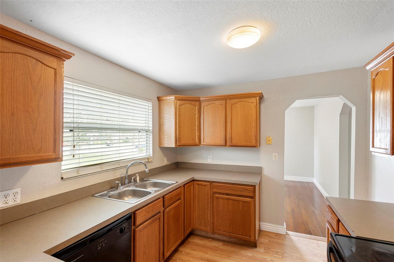 ORANGE CREST - Residential