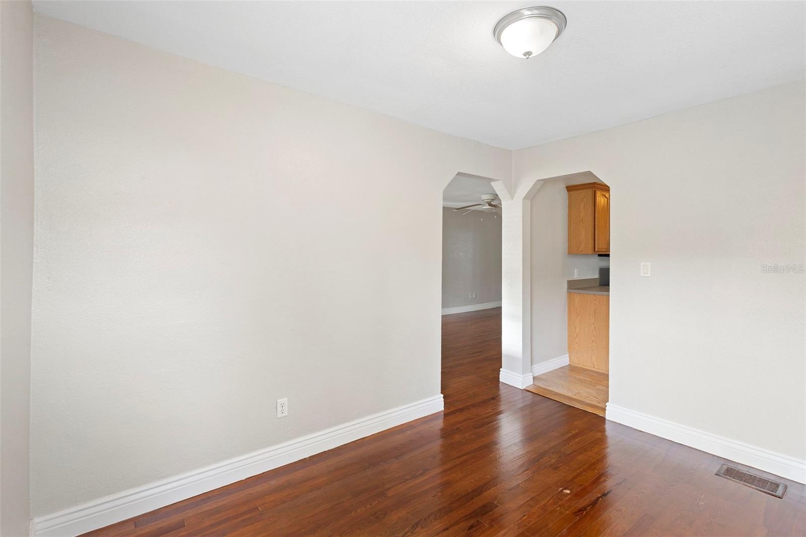 ORANGE CREST - Residential