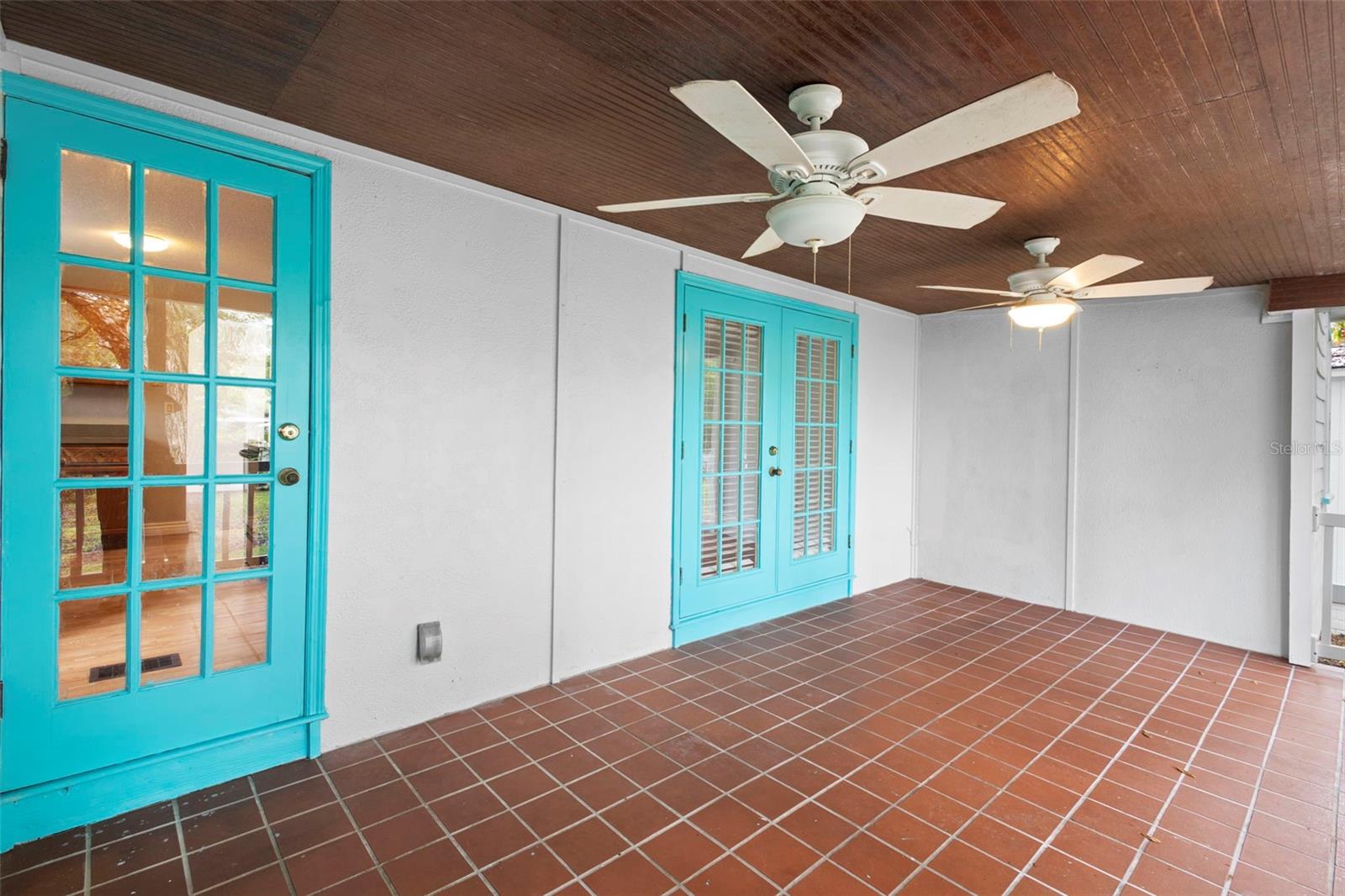 ORANGE CREST - Residential