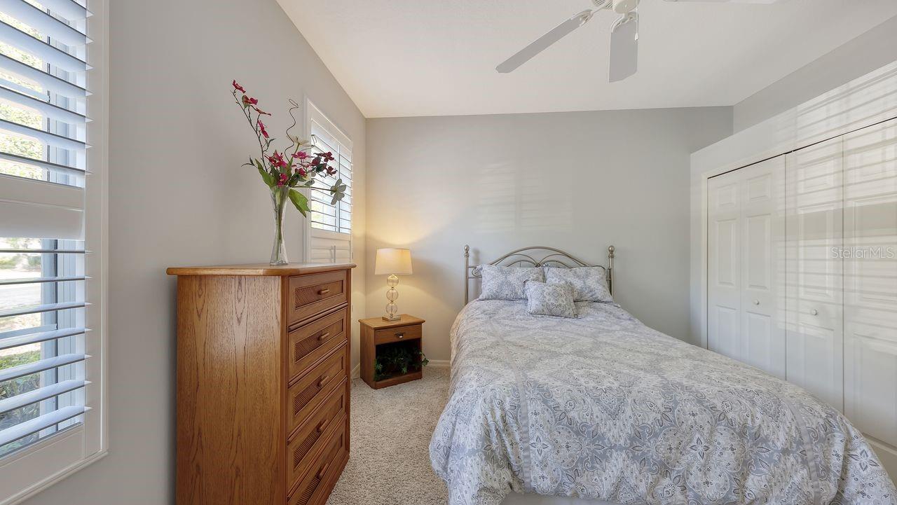 CARRIAGE RUN AT UNIVERSITY PLACE - Residential