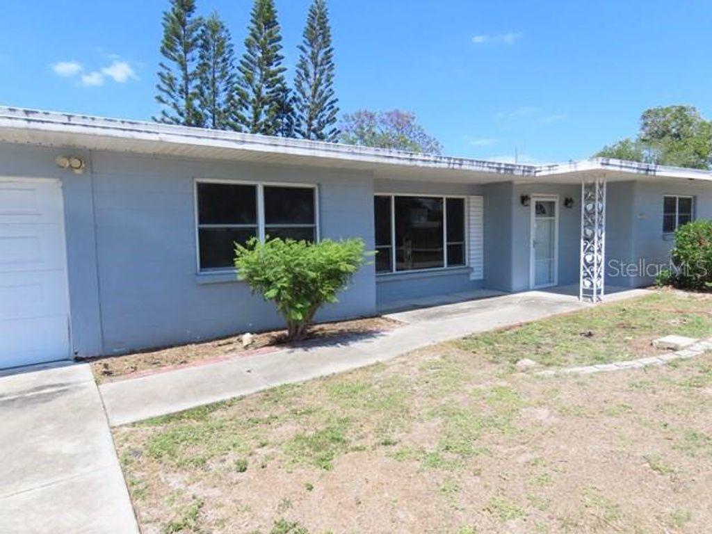 Photo of 2447 Foster Lane, Sarasota, FL 34239 (MLS # TB8517492)