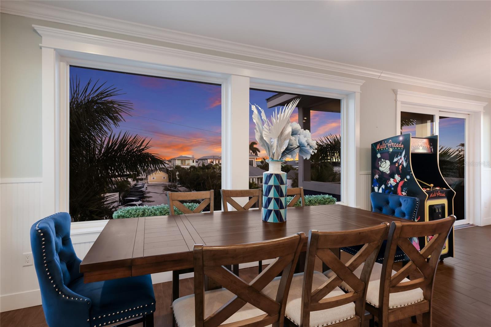 CORRECTED PLAT OF AZURE SHORES - Residential