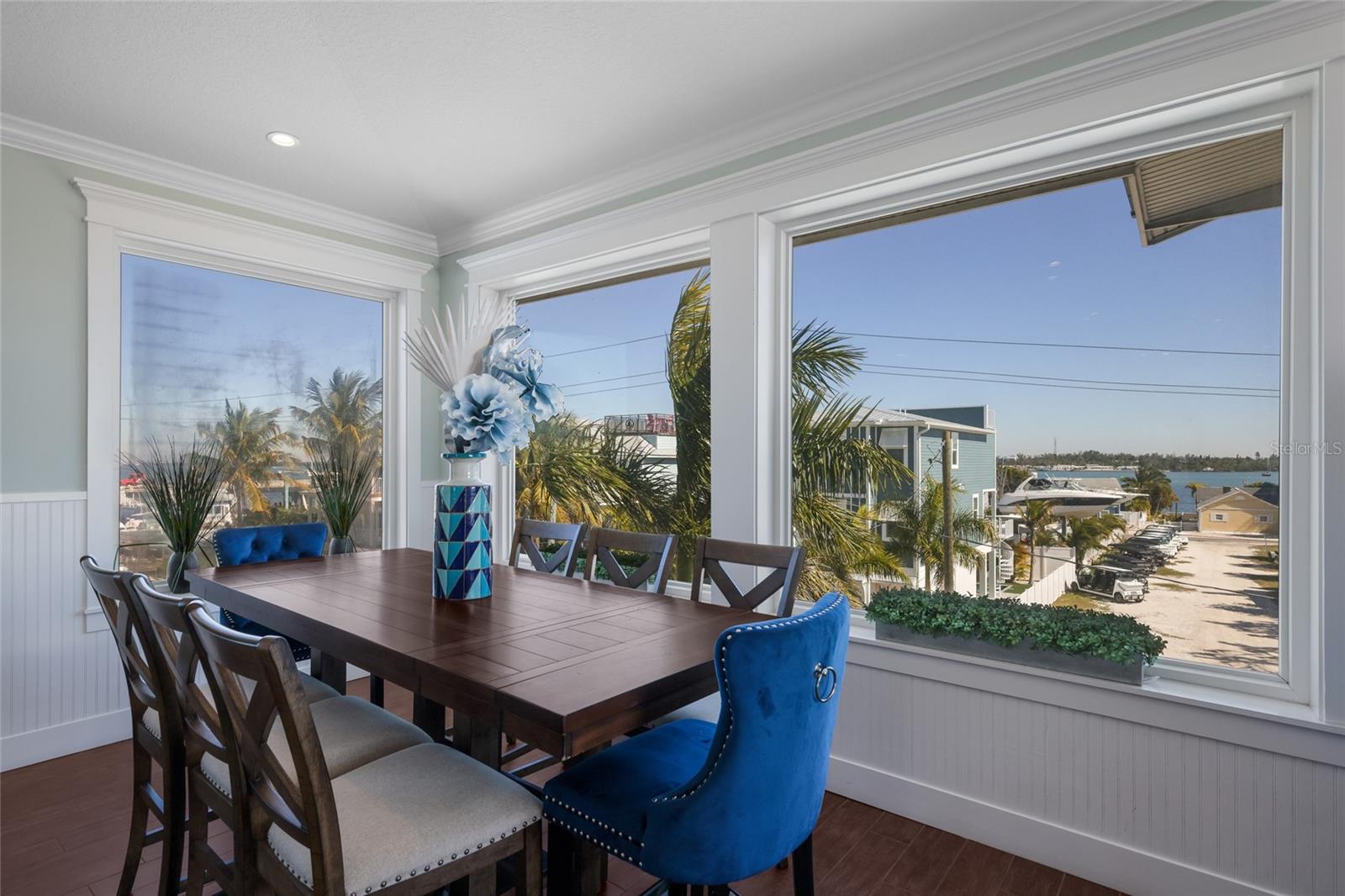 CORRECTED PLAT OF AZURE SHORES - Residential