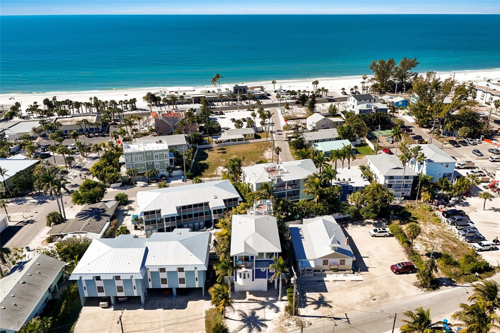 CORRECTED PLAT OF AZURE SHORES - Residential