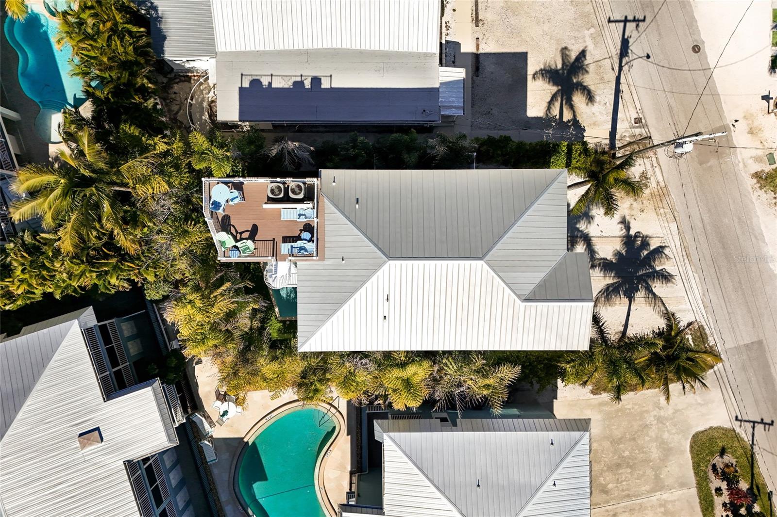 CORRECTED PLAT OF AZURE SHORES - Residential