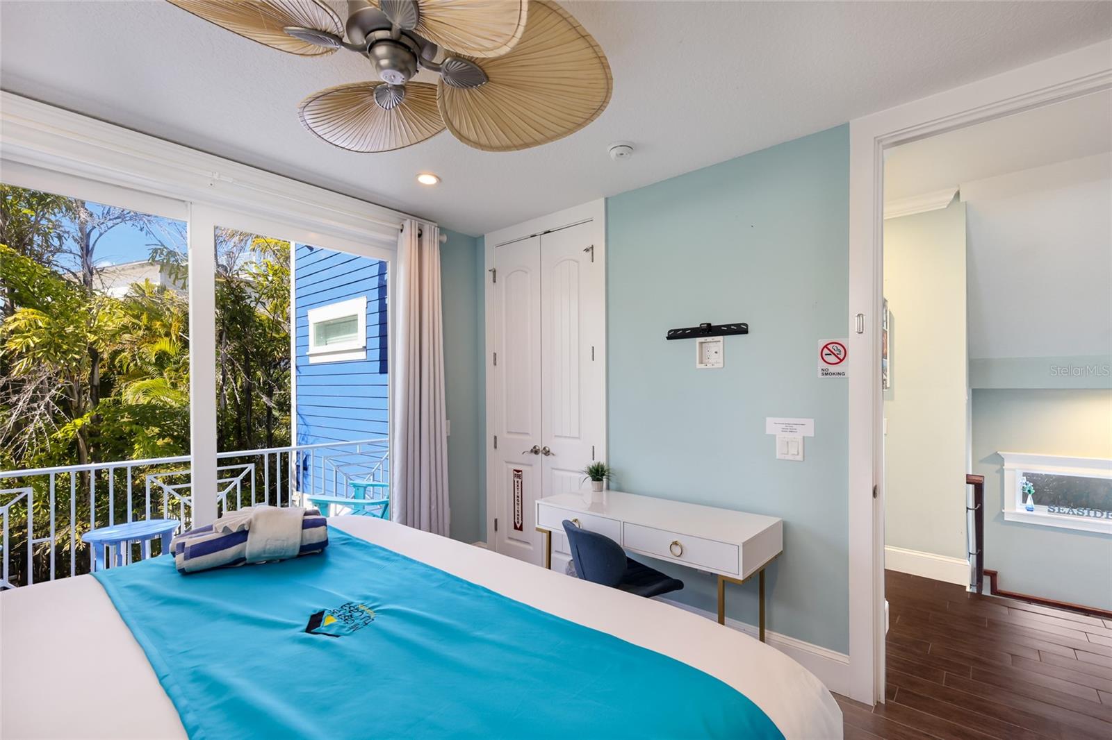 CORRECTED PLAT OF AZURE SHORES - Residential