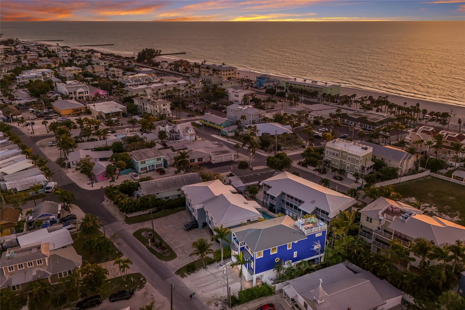 CORRECTED PLAT OF AZURE SHORES - Residential