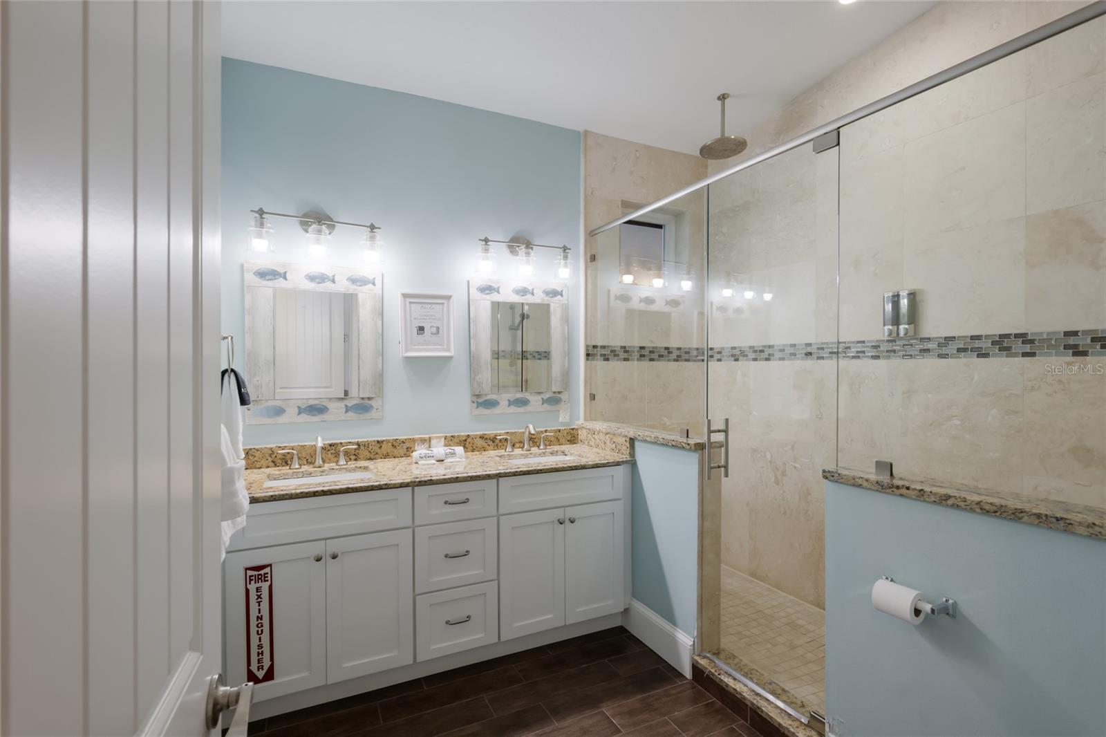 CORRECTED PLAT OF AZURE SHORES - Residential