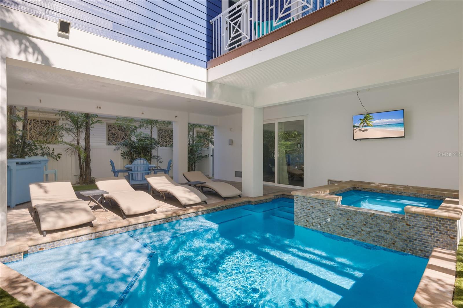 CORRECTED PLAT OF AZURE SHORES - Residential