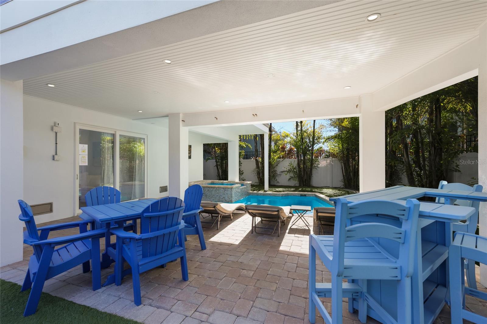 CORRECTED PLAT OF AZURE SHORES - Residential