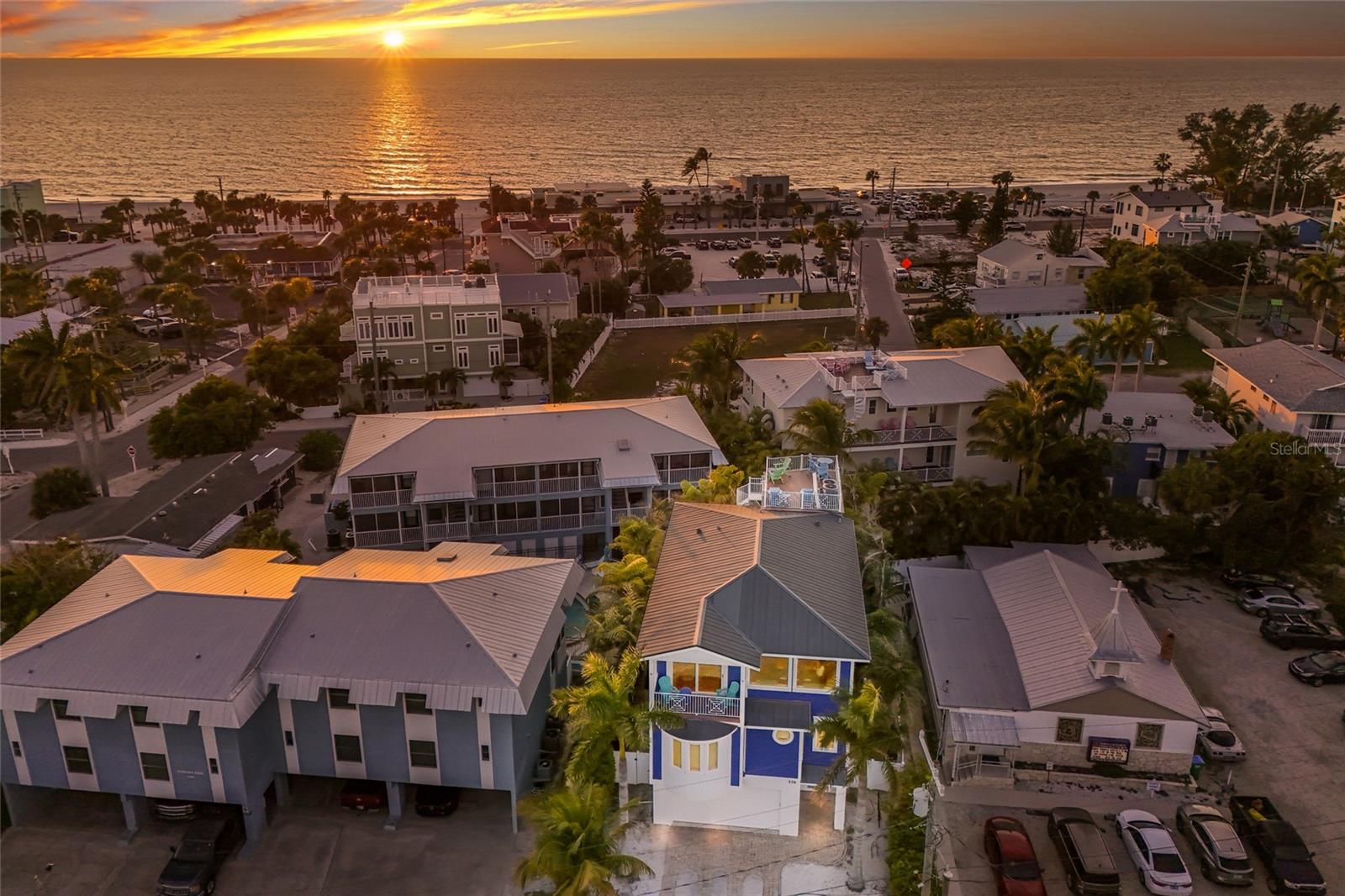 CORRECTED PLAT OF AZURE SHORES - Residential