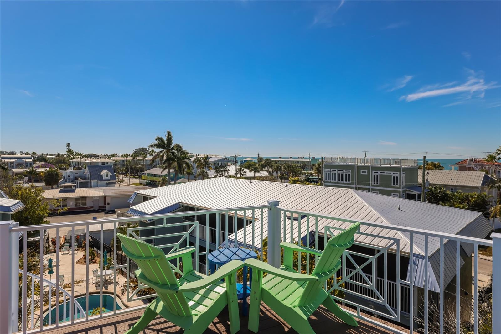 CORRECTED PLAT OF AZURE SHORES - Residential