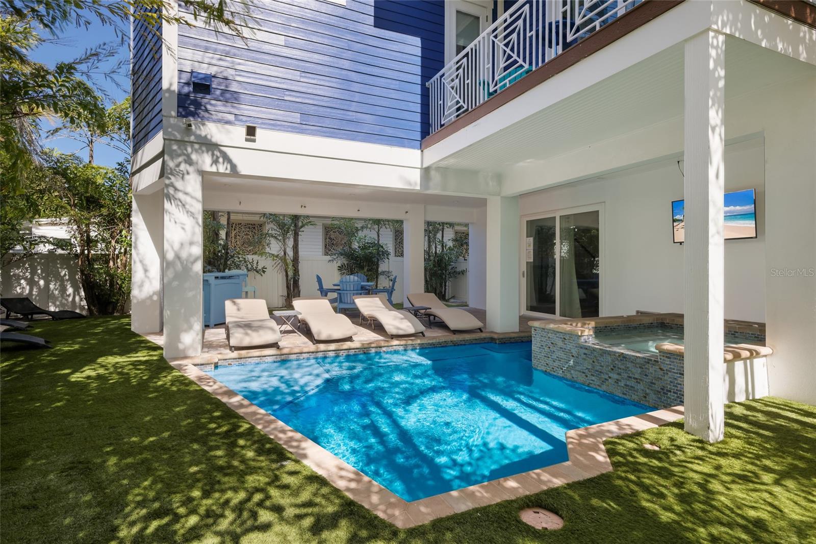 CORRECTED PLAT OF AZURE SHORES - Residential