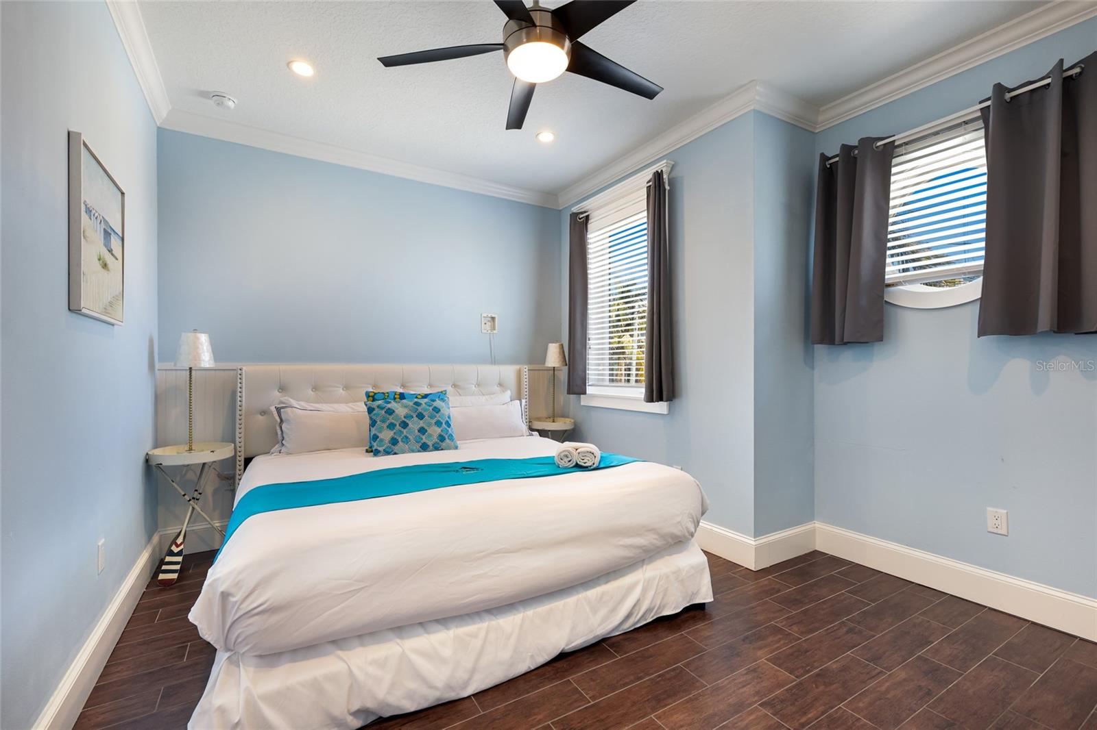 CORRECTED PLAT OF AZURE SHORES - Residential