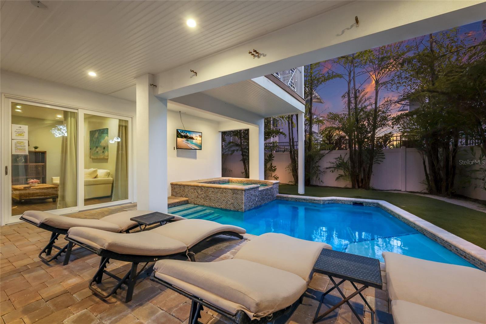 CORRECTED PLAT OF AZURE SHORES - Residential