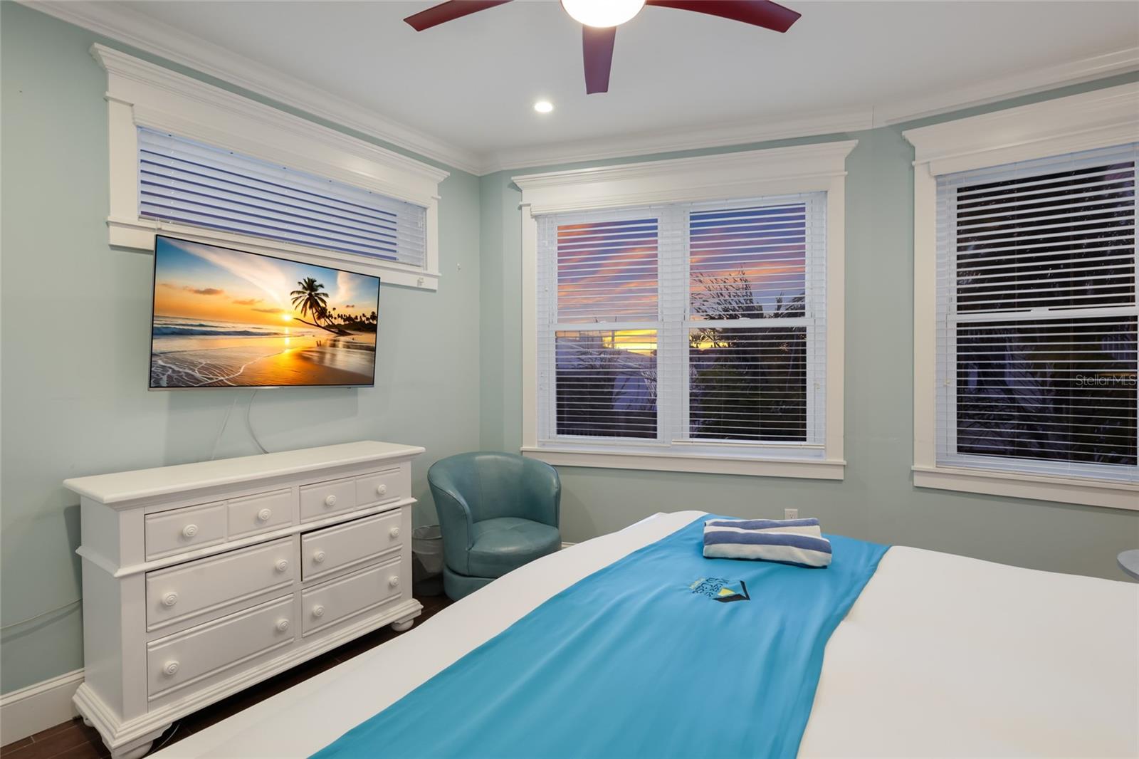 CORRECTED PLAT OF AZURE SHORES - Residential