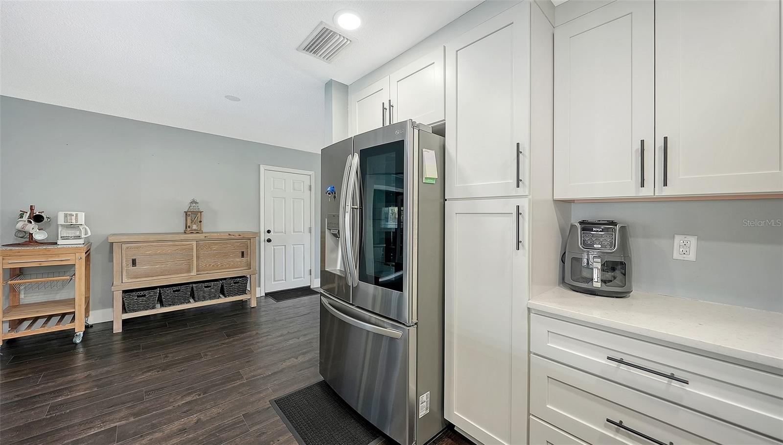 VLG GREEN CLUB ESTS UNIT B - Residential Lease