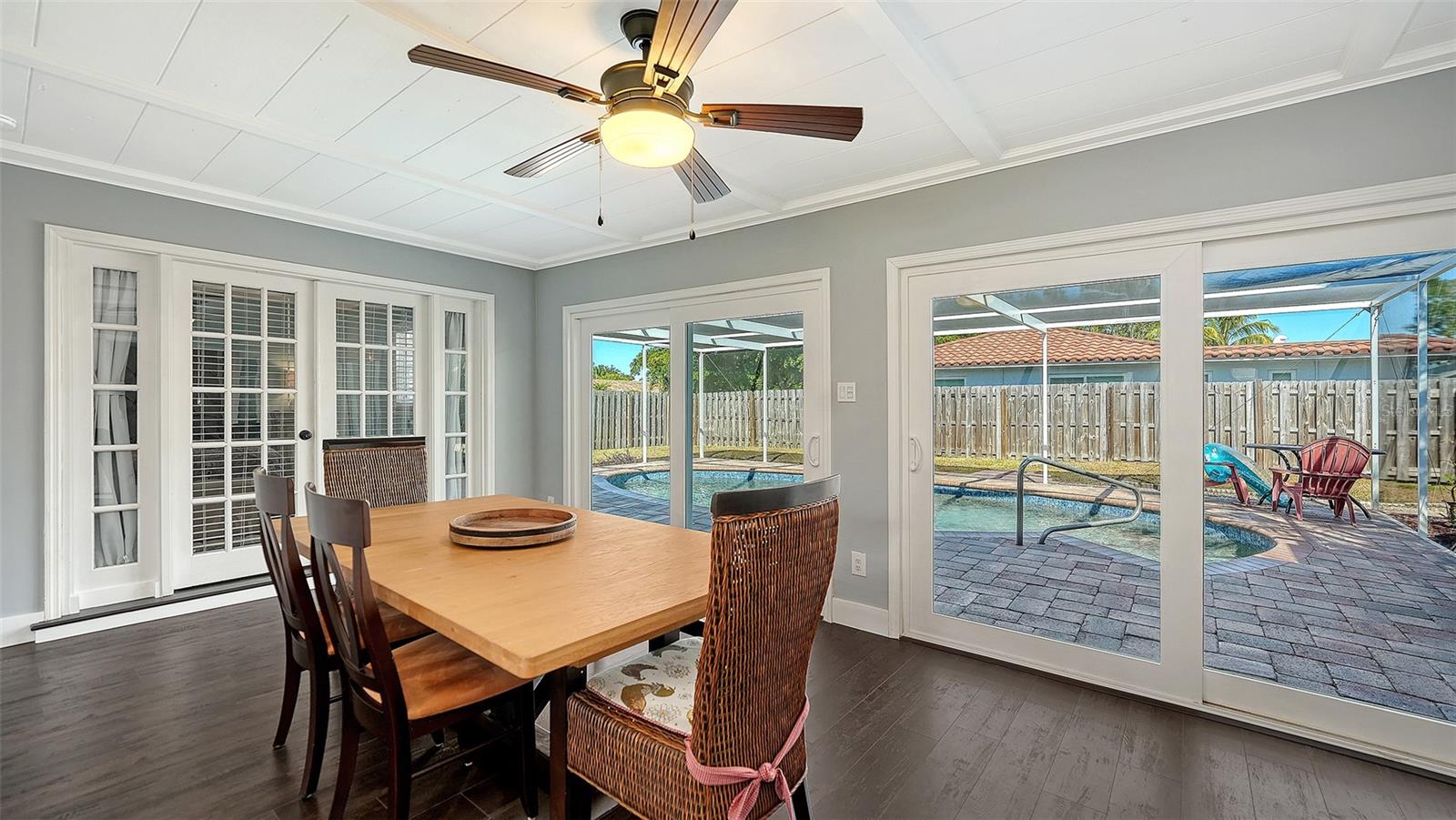 VLG GREEN CLUB ESTS UNIT B - Residential Lease