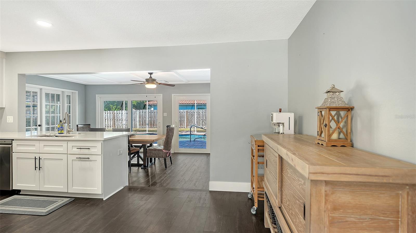 VLG GREEN CLUB ESTS UNIT B - Residential Lease