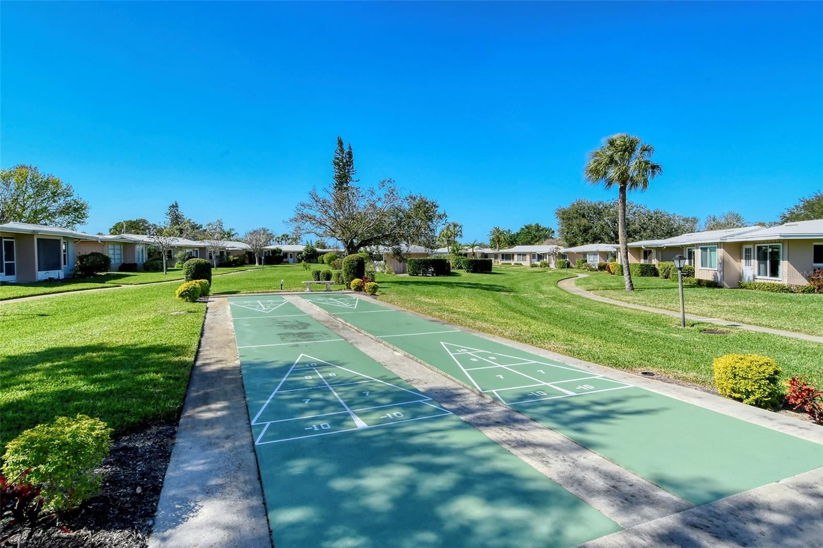 VLG GREEN CLUB ESTS UNIT B - Residential Lease