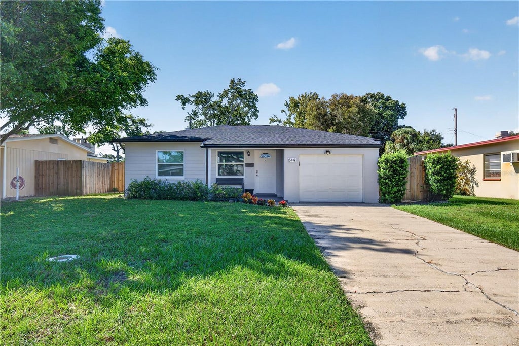 Photo of 844 87th Avenue N, St Petersburg, FL 33702 (MLS # TB8551488)