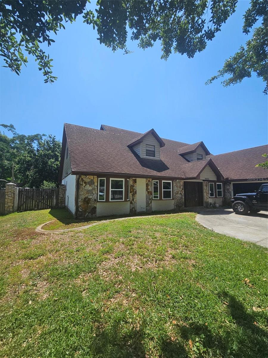 22335 SOUTHSHORE DRIVE