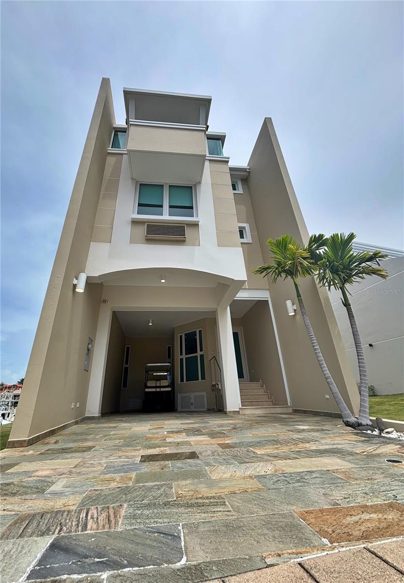 PENINSULA - Residential