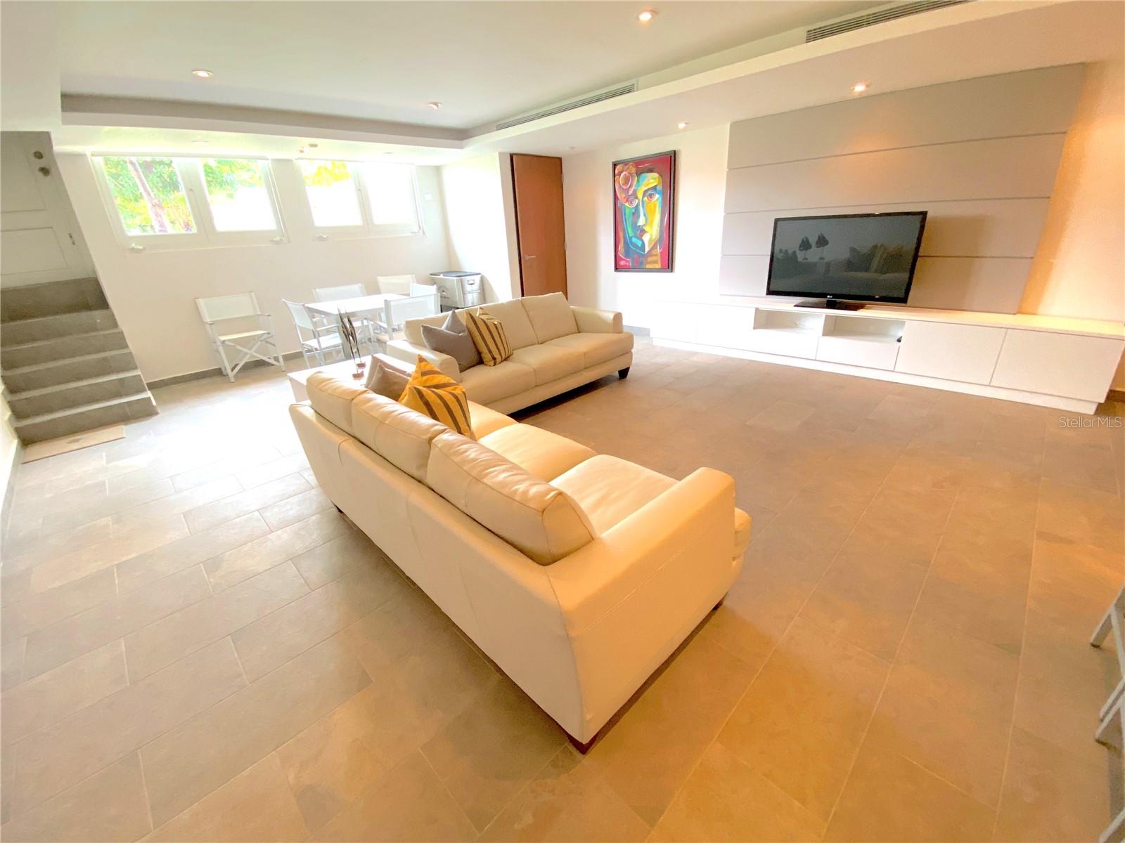 PENINSULA - Residential