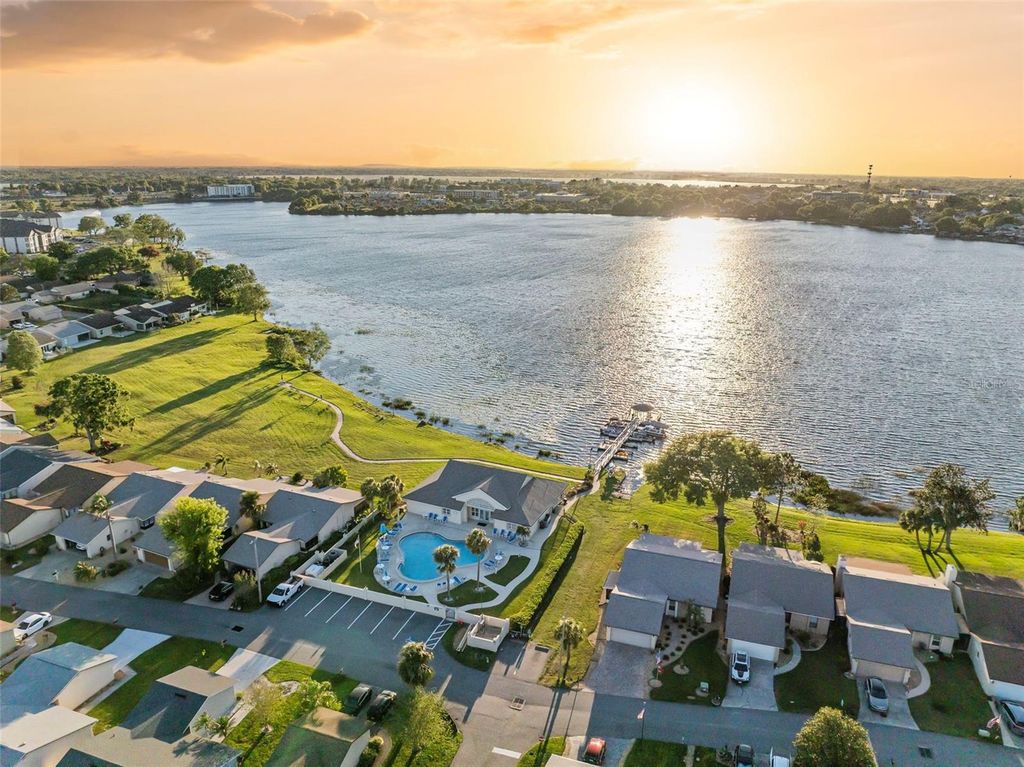 Photo of 4004 Cypress Lndg S Lndg, Winter Haven, FL 33884 (MLS # P4938327)