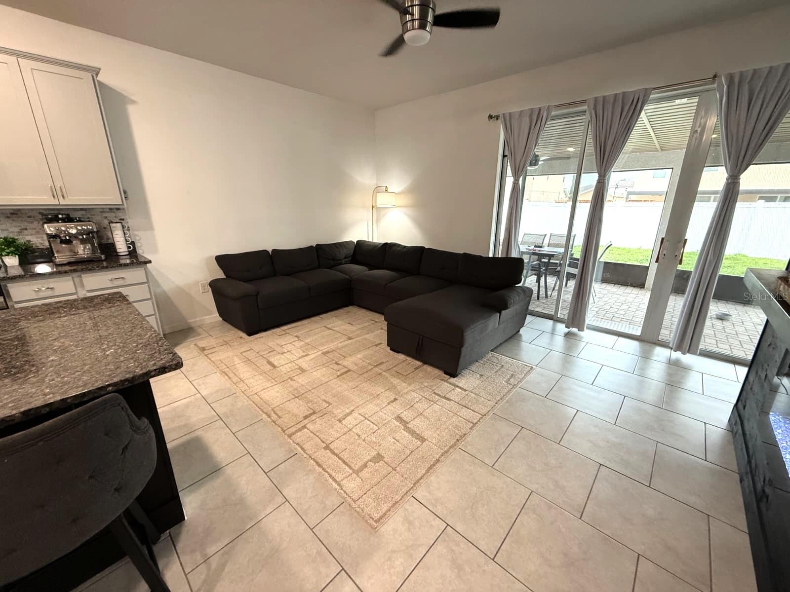 ESTATES/WESTERLY - Residential