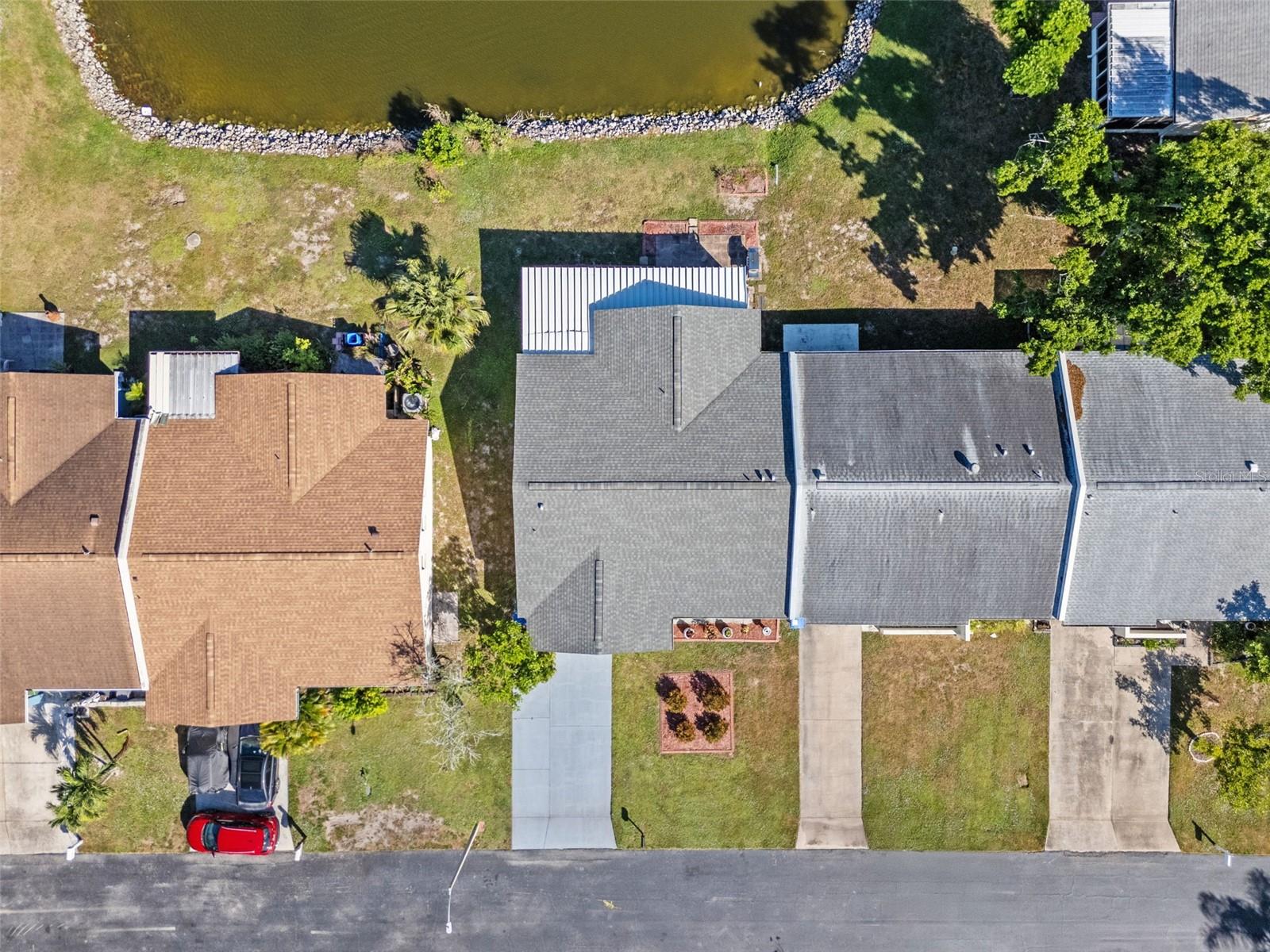 TOWNHOUSES OF LAKESIDE SOUTH - Residential