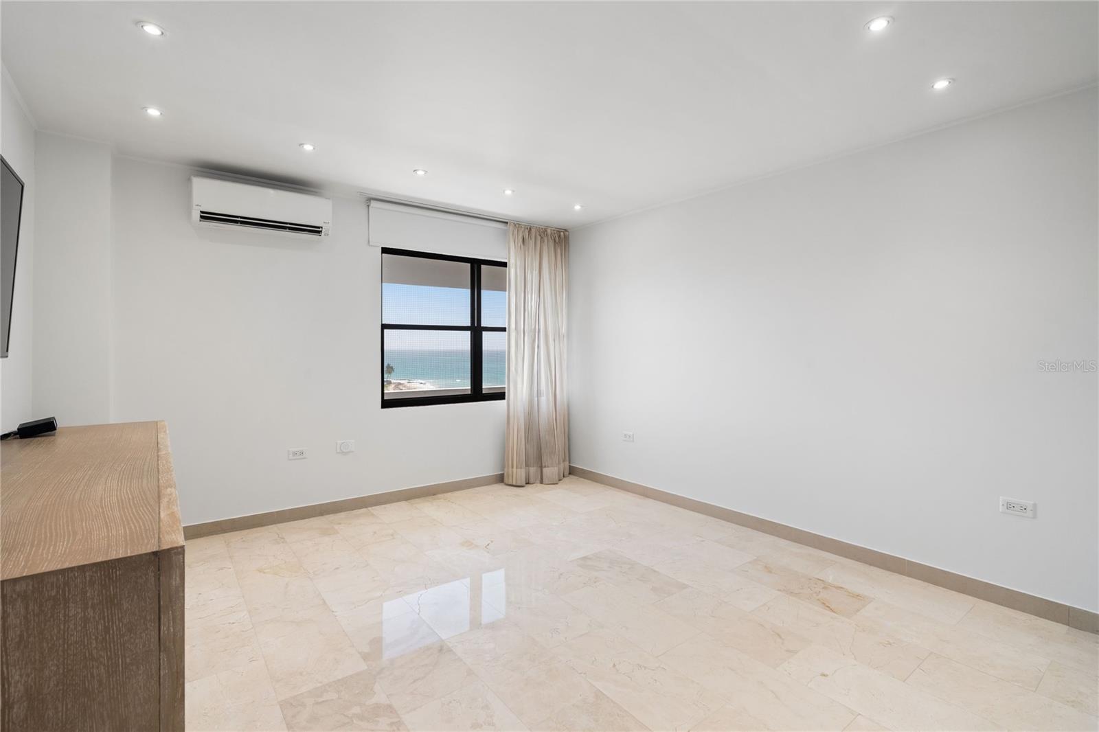 CONDOMINIO TENERIFE - Residential