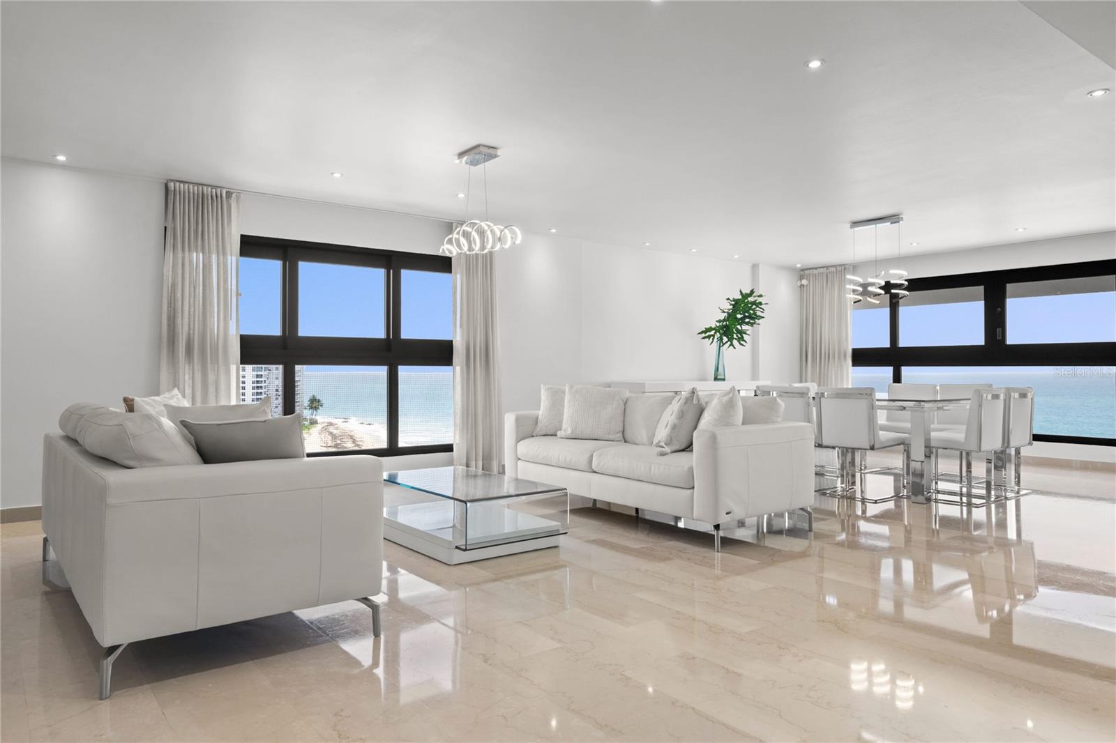 CONDOMINIO TENERIFE - Residential