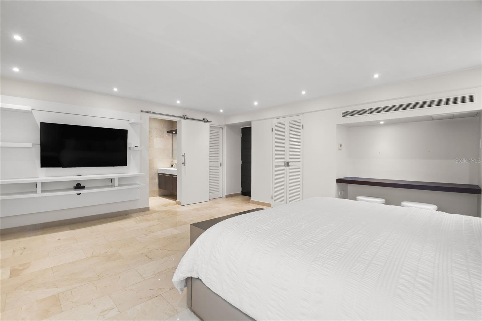 CONDOMINIO TENERIFE - Residential