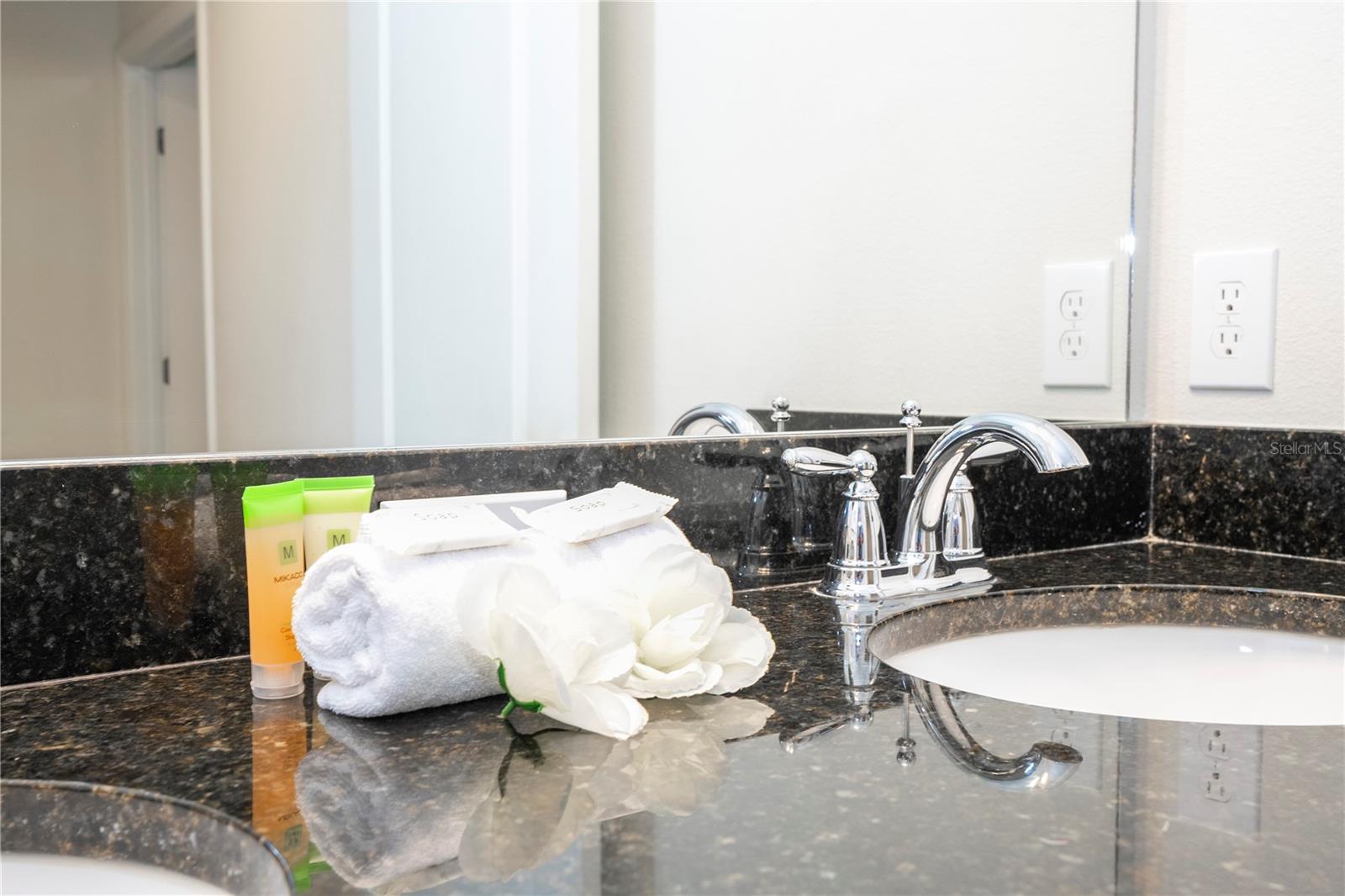 WINDSOR AT WESTSIDE PH 1 - Residential