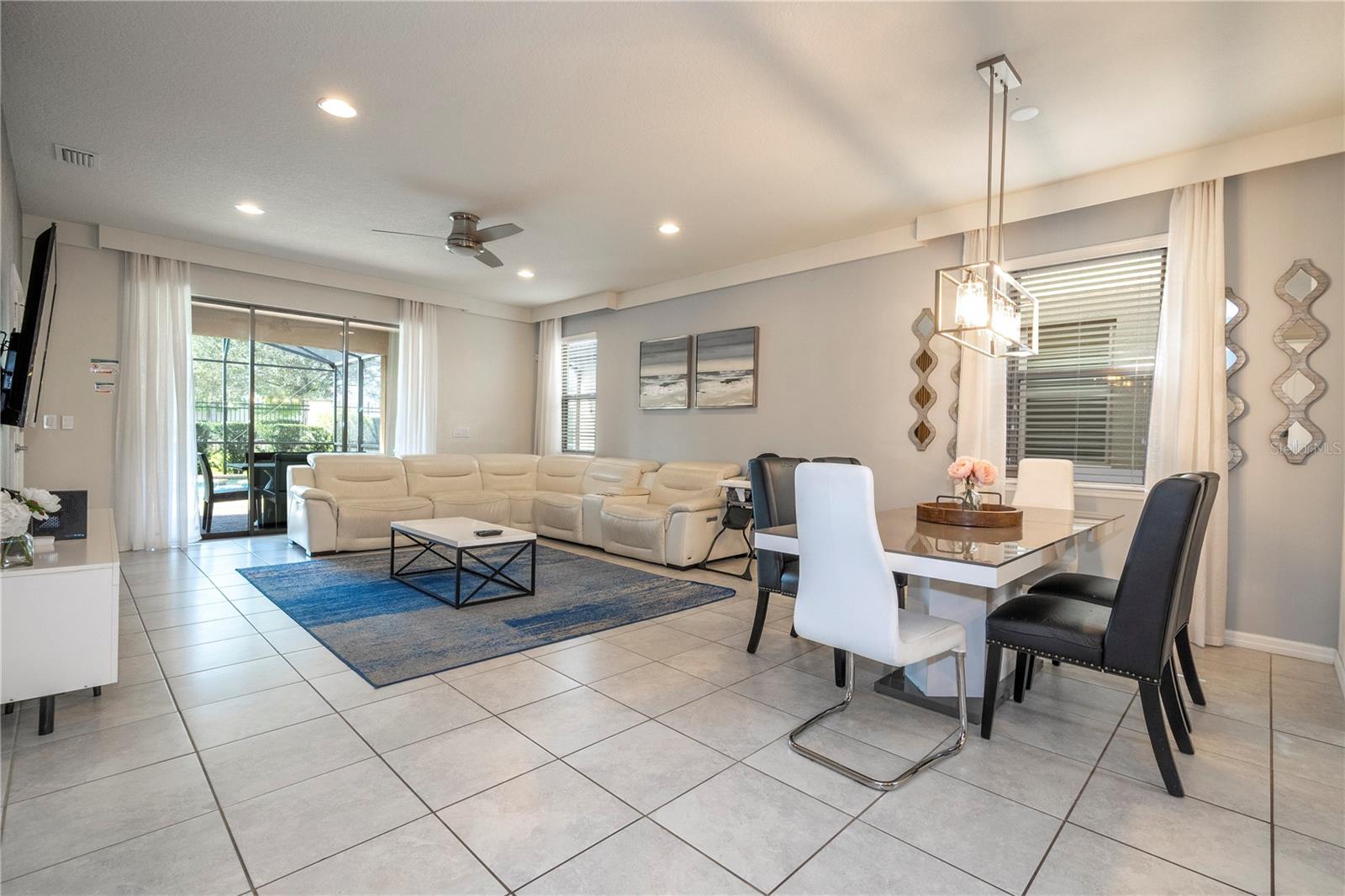 WINDSOR AT WESTSIDE PH 1 - Residential