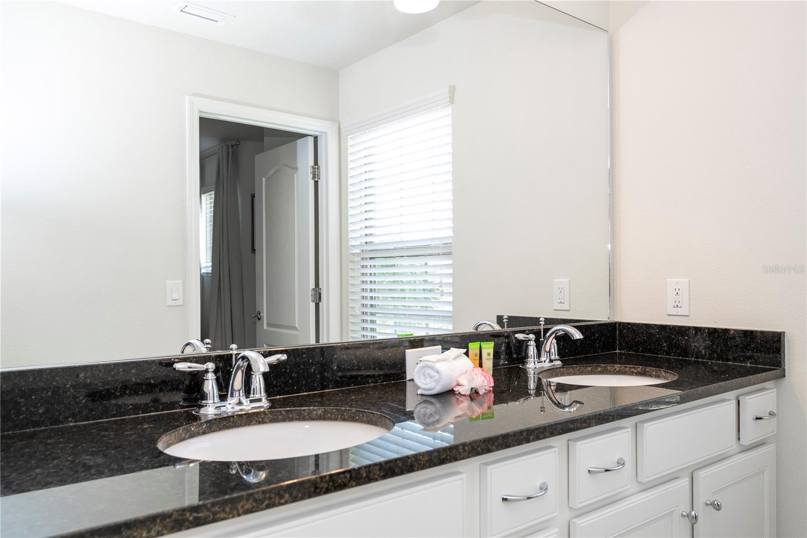 WINDSOR AT WESTSIDE PH 1 - Residential